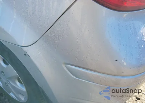 2009 Nissan Versa 1.8S z USA, uszkodzony, nr VIN 3N1BC13E09L393479